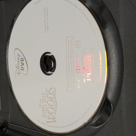 LAST CHANCE! Disney's Into The Woods DVD - Picture 3 of 3